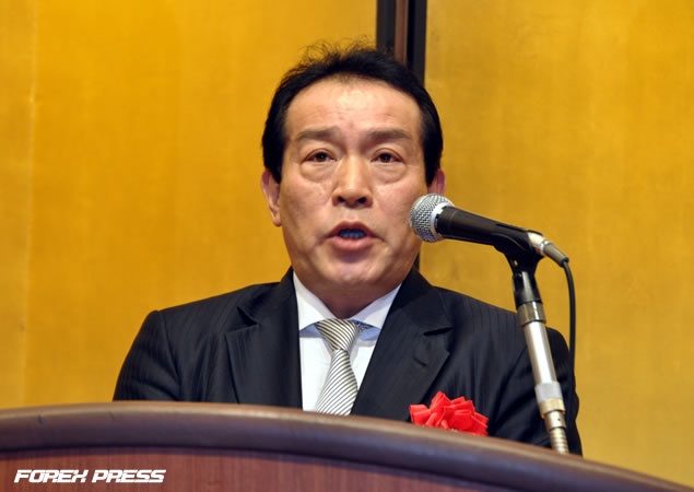 岡本安明氏