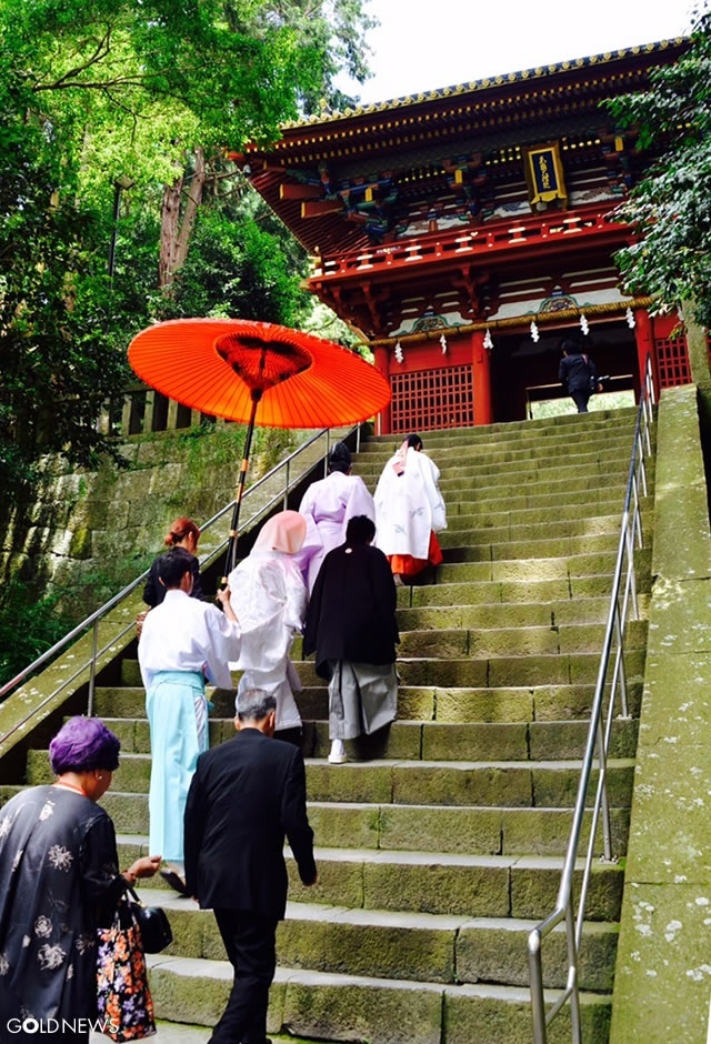 神前結婚式?ロープウェイに特別装飾も